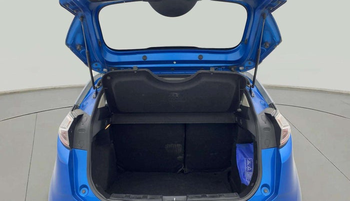 2018 Tata NEXON XZA PLUS DIESEL, Diesel, Automatic, 71,170 km, Boot Inside