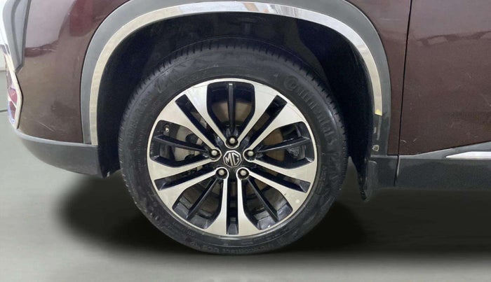 2021 MG HECTOR PLUS SHARP 2.0 DIESEL TURBO MT 6-STR, Diesel, Manual, 95,735 km, Left Front Wheel