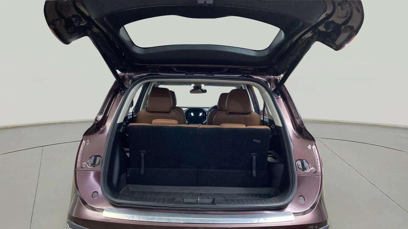 2021 MG HECTOR PLUS SHARP 2.0 DIESEL TURBO MT 6-STR, Diesel, Manual, 95,735 km, Boot Open Zoomed View