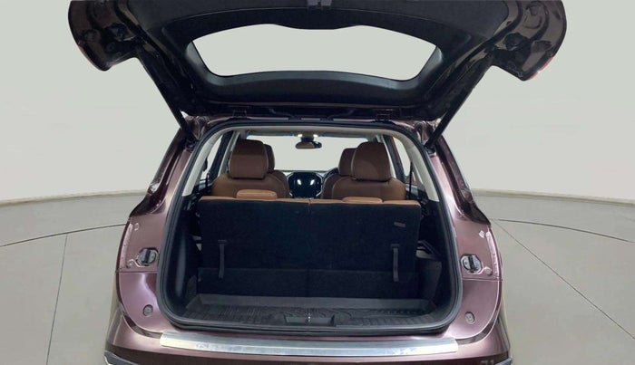 2021 MG HECTOR PLUS SHARP 2.0 DIESEL TURBO MT 6-STR, Diesel, Manual, 95,735 km, Boot Open Zoomed View