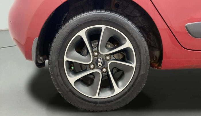 2017 Hyundai Grand i10 SPORTZ (O) AT 1.2 KAPPA VTVT, Petrol, Automatic, 78,983 km, Right Rear Wheel