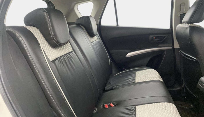 2022 Maruti S Cross SIGMA 1.5, Petrol, Manual, 35,811 km, Right Side Rear Door Cabin