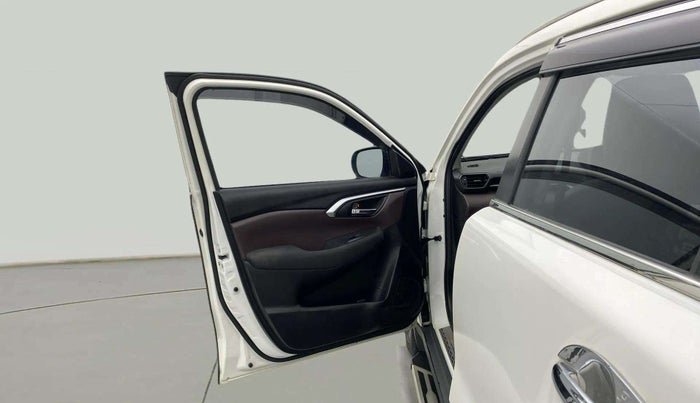 2024 Maruti Grand Vitara SIGMA SMART HYBRID, Petrol, Manual, 17,541 km, LHS Front Door