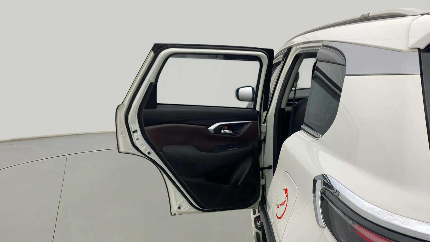 2024 Maruti Grand Vitara SIGMA SMART HYBRID, Petrol, Manual, 17,562 km, LHS Rear Door