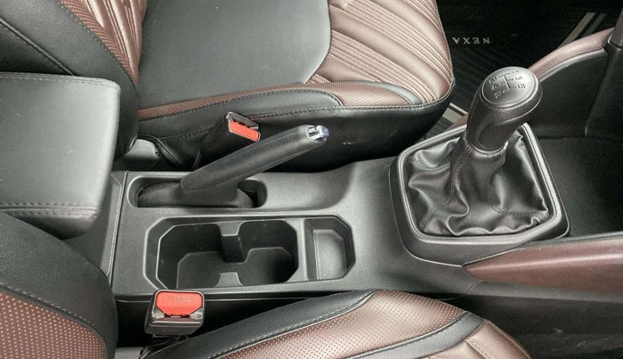 2024 Maruti Grand Vitara SIGMA SMART HYBRID, Petrol, Manual, 17,541 km, Gear Lever