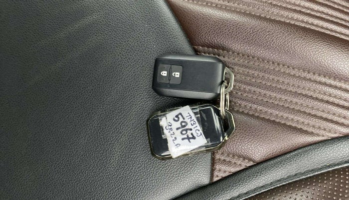 2024 Maruti Grand Vitara SIGMA SMART HYBRID, Petrol, Manual, 17,541 km, Key Close Up