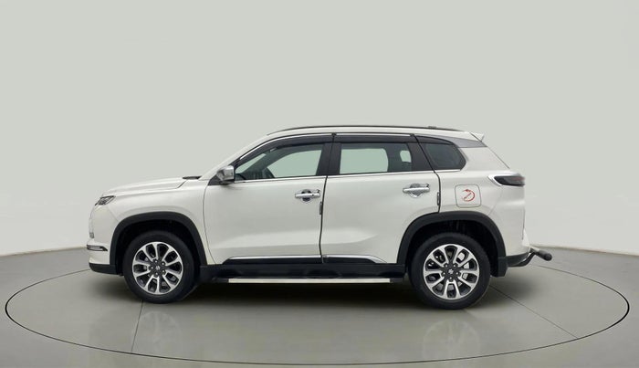 2024 Maruti Grand Vitara SIGMA SMART HYBRID, Petrol, Manual, 17,541 km, Left Side