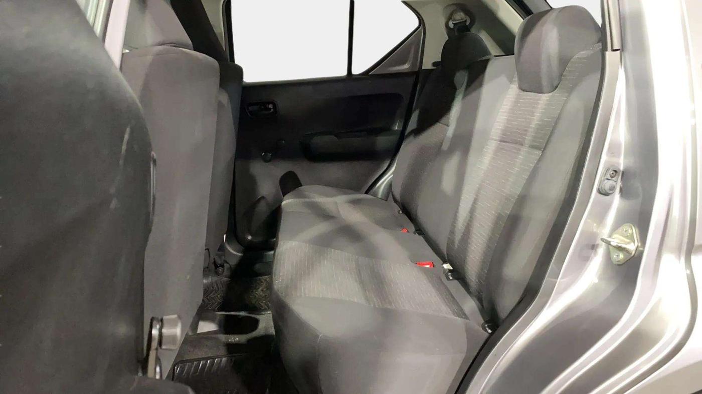 2018 Maruti IGNIS SIGMA 1.2, Petrol, Manual, 27,067 km, Right Side Rear Door Cabin