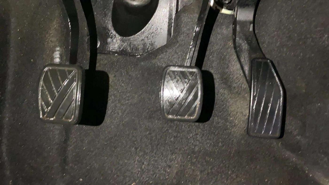 2018 Maruti IGNIS SIGMA 1.2, Petrol, Manual, 27,067 km, Pedals