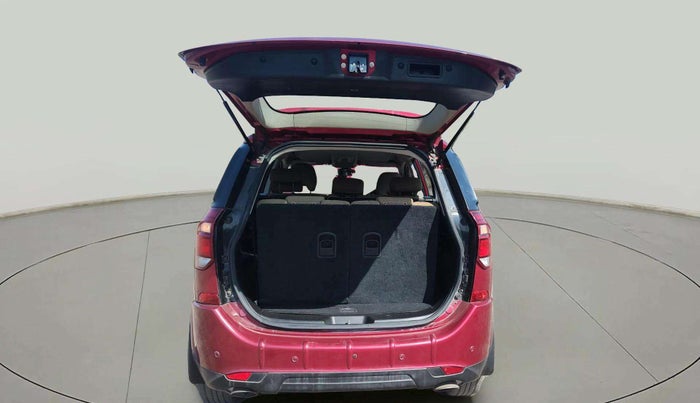 2018 Mahindra XUV500 W7 AT, Diesel, Automatic, 49,233 km, Boot Door Open