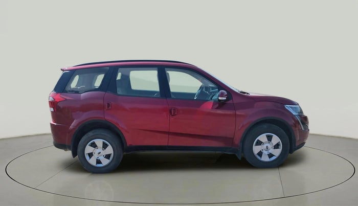 2018 Mahindra XUV500 W7 AT, Diesel, Automatic, 49,233 km, Right Side View