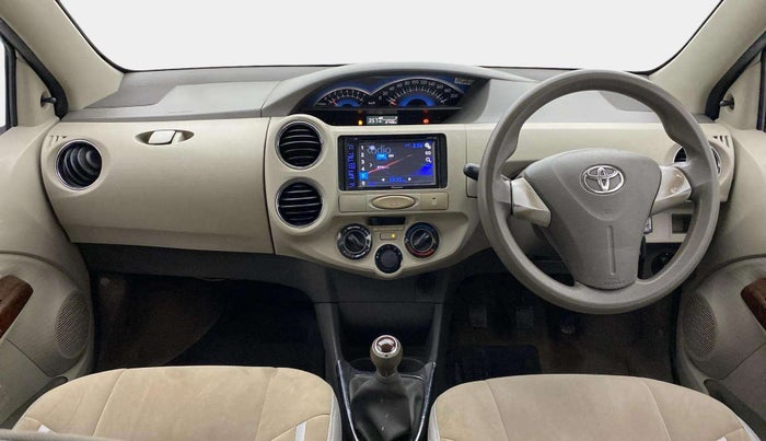 2016 Toyota Etios Liva G, CNG, Manual, 87,348 km, Dashboard