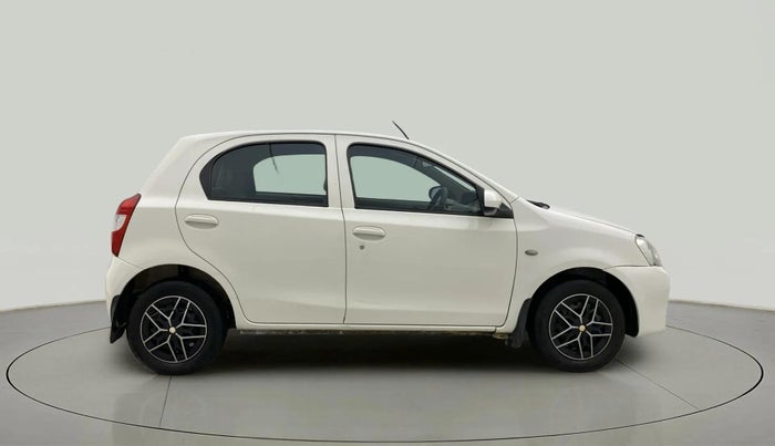 2016 Toyota Etios Liva G, CNG, Manual, 87,348 km, Right Side View