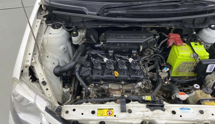 2016 Toyota Etios Liva G, CNG, Manual, 87,348 km, Engine View - Right