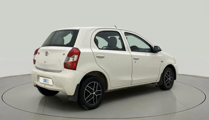 2016 Toyota Etios Liva G, CNG, Manual, 87,348 km, Right Back Diagonal