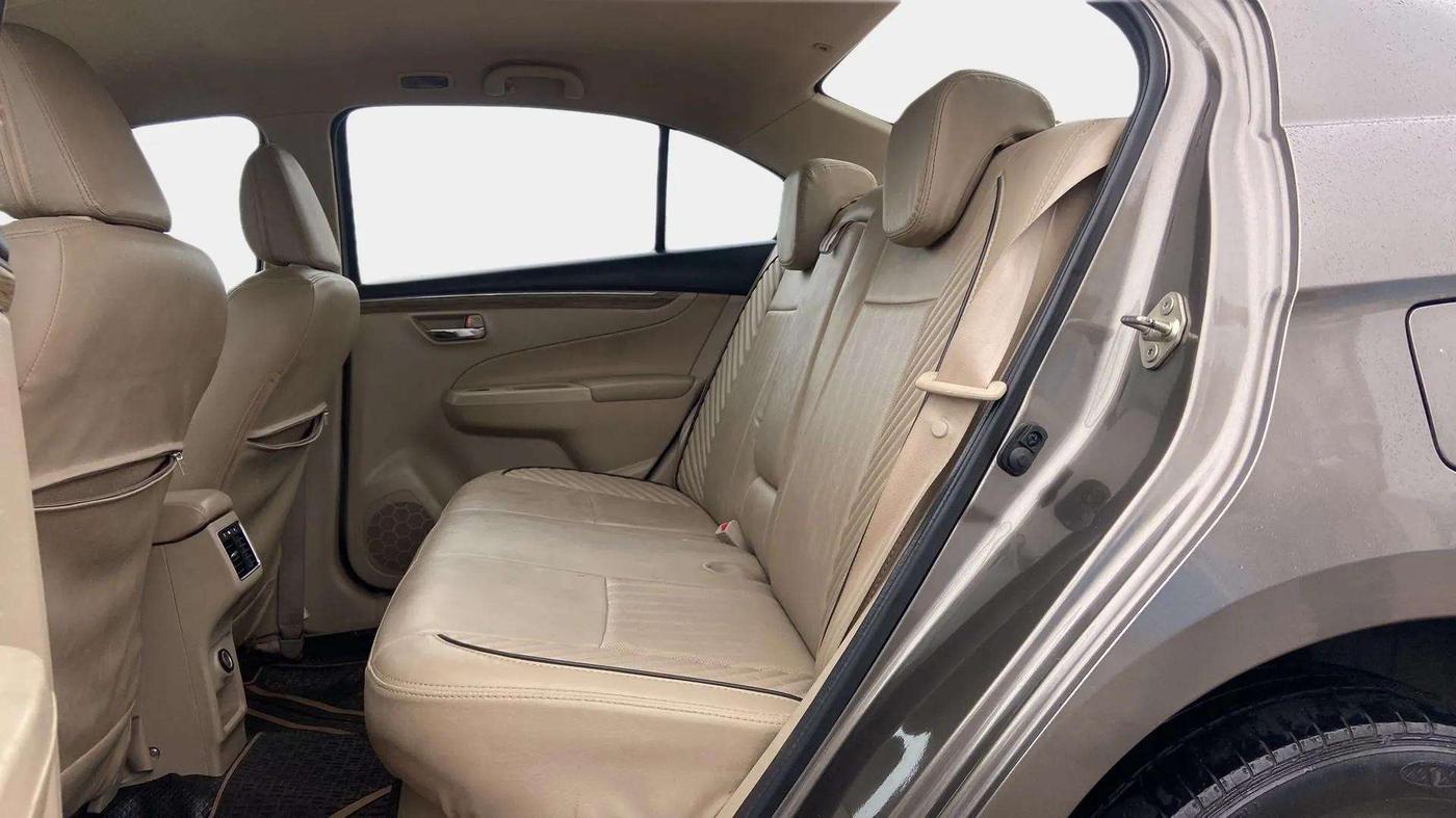 2022 Maruti Ciaz ZETA 1.5 SHVS MT PETROL, Petrol, Manual, 72,059 km, Right Side Rear Door Cabin
