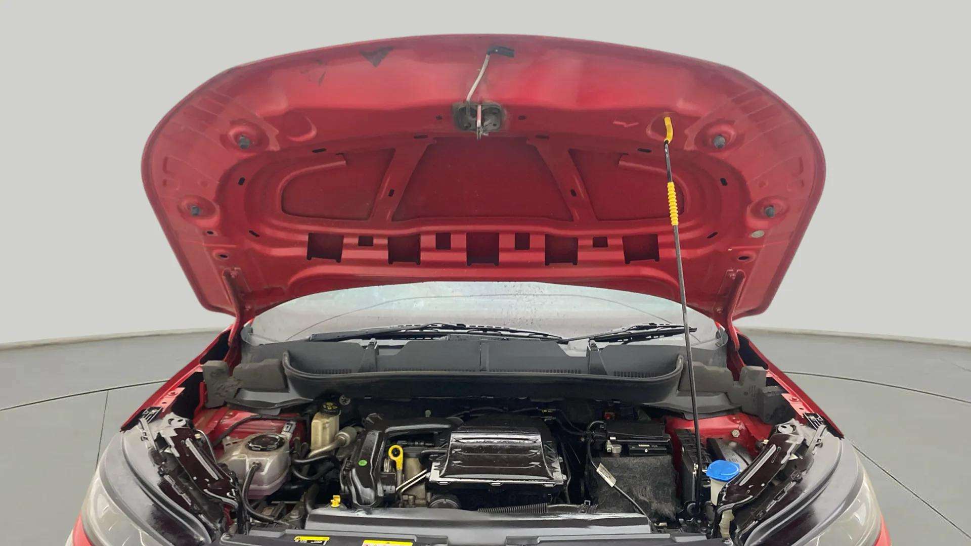 Engine-Full-View-With-Bonnet-Open-13