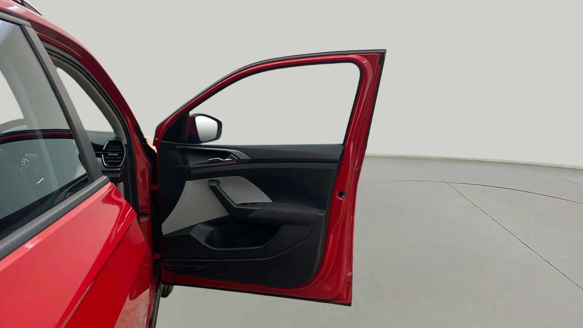 RHS-Front-Door-Open-32