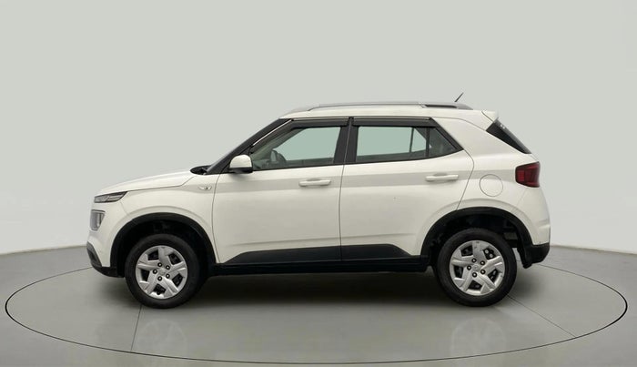 2022 Hyundai VENUE S 1.2, Petrol, Manual, 36,908 km, Left Side