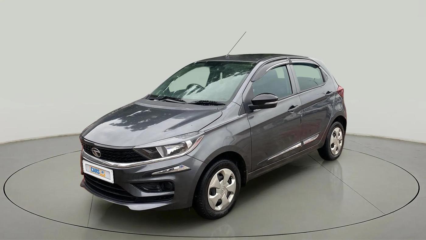 2023 Tata Tiago XT PETROL, Petrol, Manual, 33,565 km, Left Front Diagonal