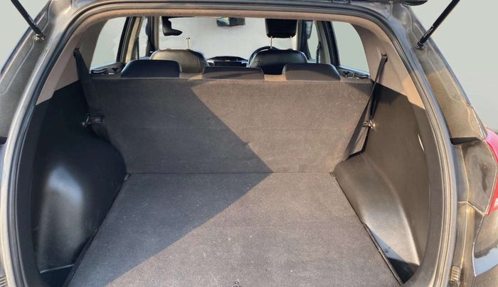 2019 Hyundai Creta E PLUS 1.6 DIESEL, Diesel, Manual, 85,301 km, Boot Inside