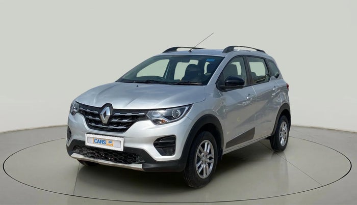 2022 Renault TRIBER RXT, Petrol, Manual, 49,174 km, Left Front Diagonal
