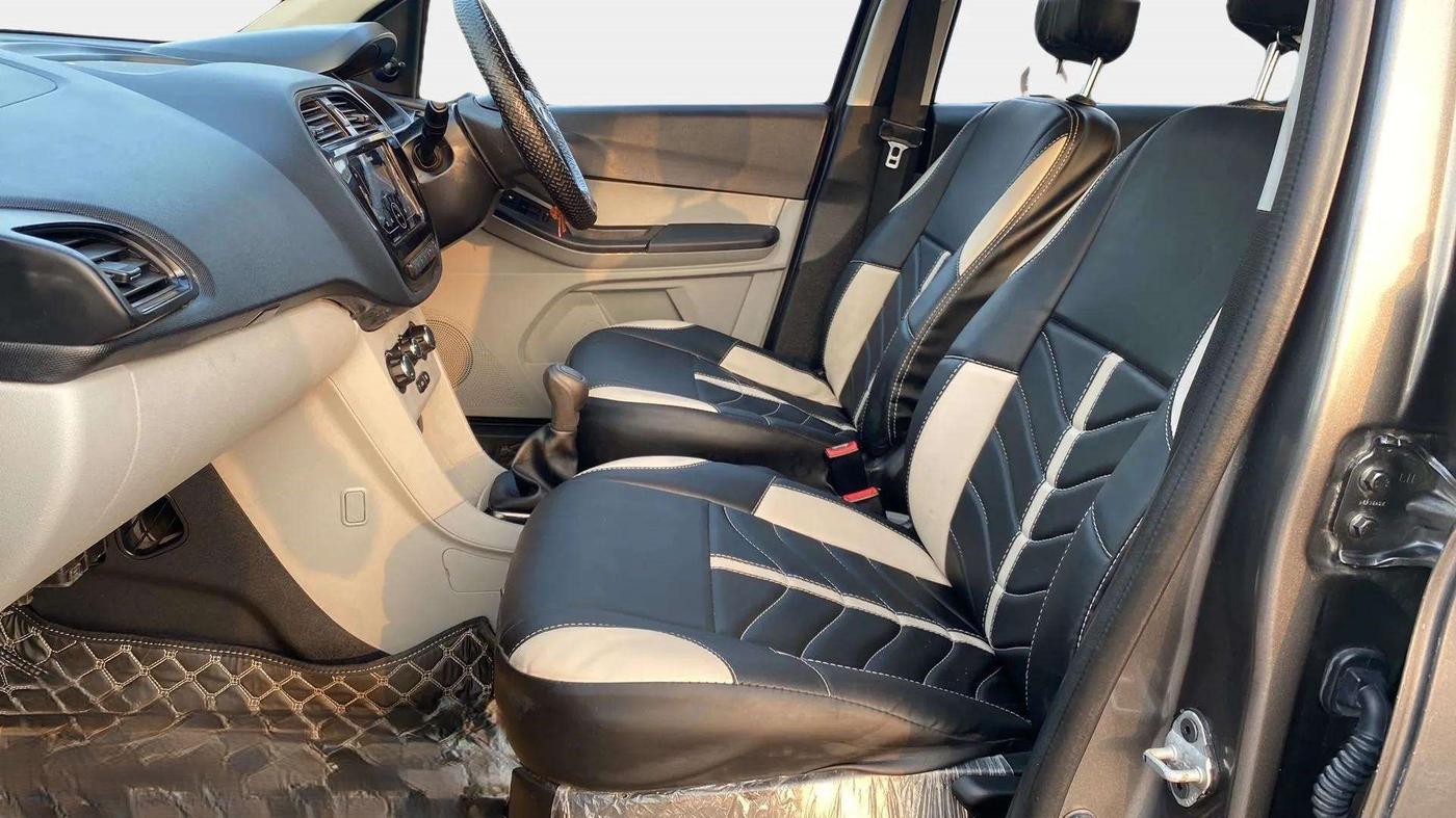 2023 Tata Tiago XM CNG, CNG, Manual, 19,448 km, Right Side Front Door Cabin