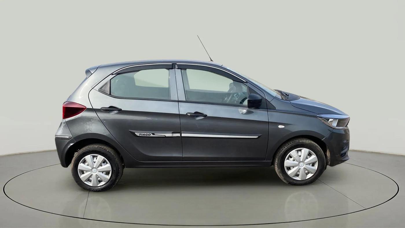 2023 Tata Tiago XM CNG, CNG, Manual, 19,448 km, Right Side View