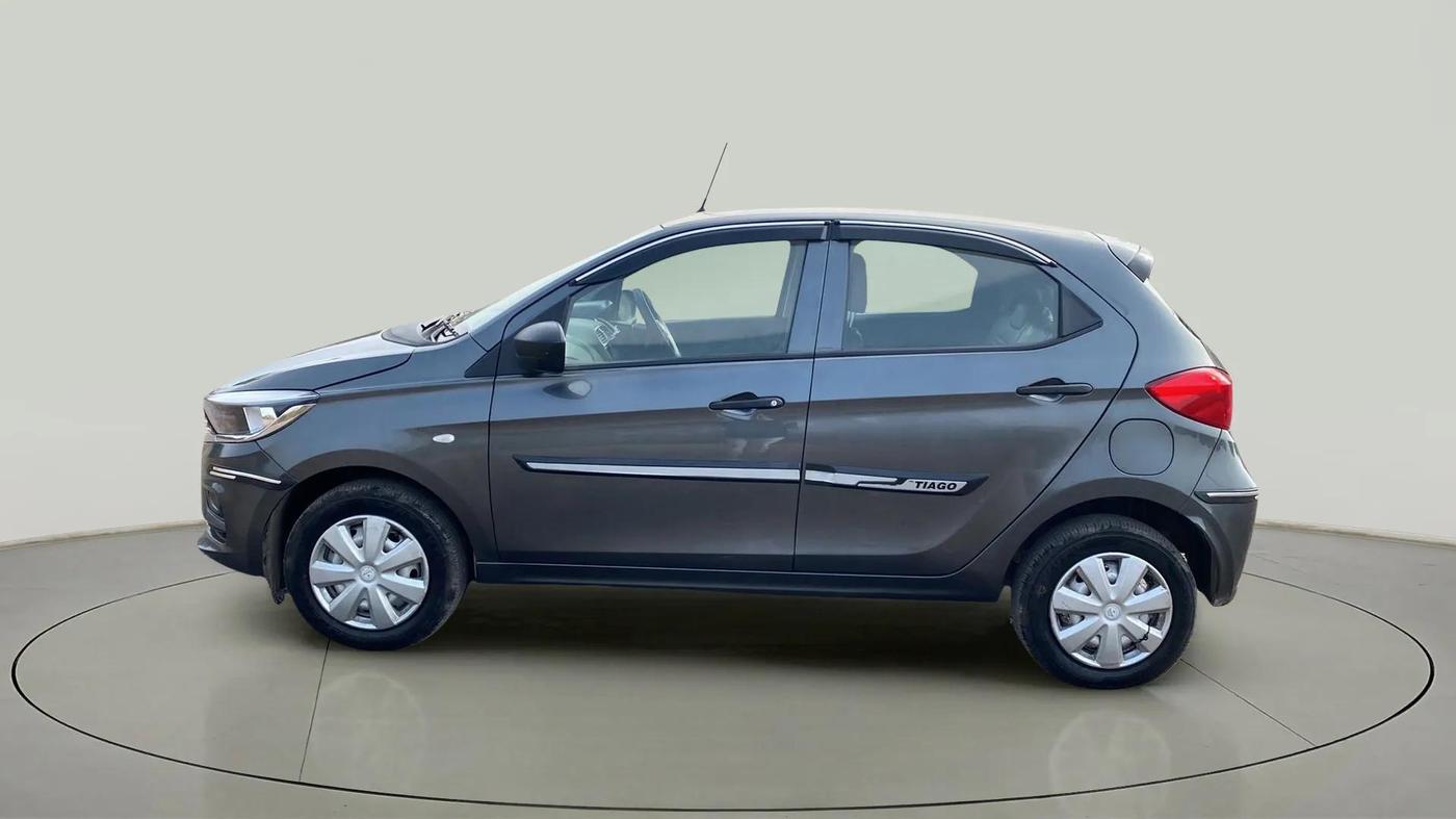 2023 Tata Tiago XM CNG, CNG, Manual, 19,448 km, Left Side