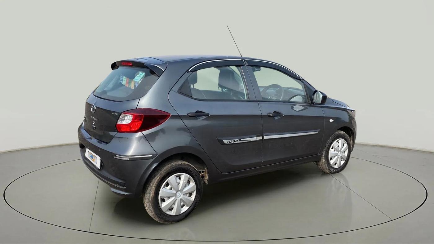2023 Tata Tiago XM CNG, CNG, Manual, 19,448 km, Right Back Diagonal