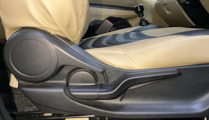 2019 Honda Amaze 1.2L I-VTEC S, Petrol, Manual, 92,326 km, Driver Side Adjustment Panel