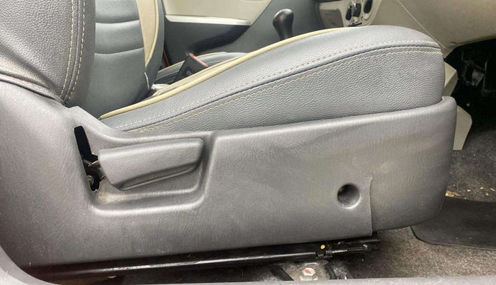 2017 Maruti Alto K10 VXI, Petrol, Manual, 7,712 km, Driver Side Adjustment Panel