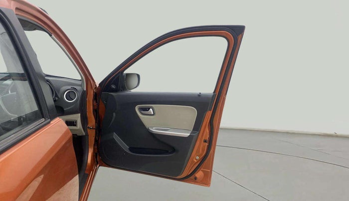 2017 Maruti Alto K10 VXI, Petrol, Manual, 7,712 km, RHS Front Door