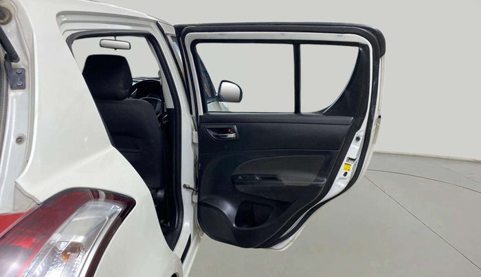 2017 Maruti Swift VXI, CNG, Manual, 65,068 km, RHS Rear Door