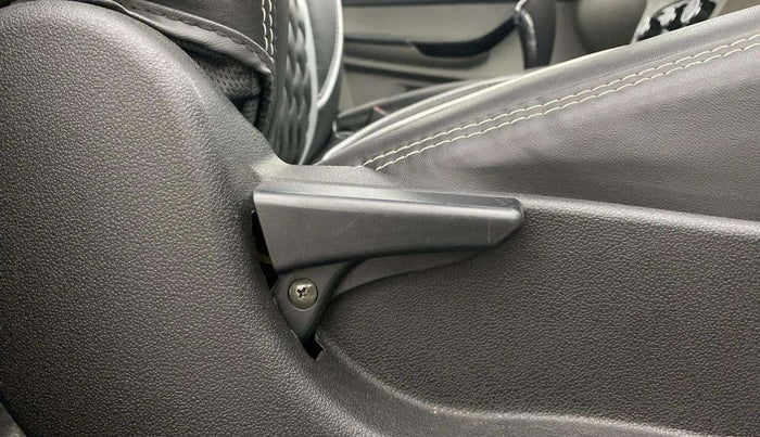 2017 Tata Tiago XTA PETROL, Petrol, Automatic, 56,993 km, Driver Side Adjustment Panel