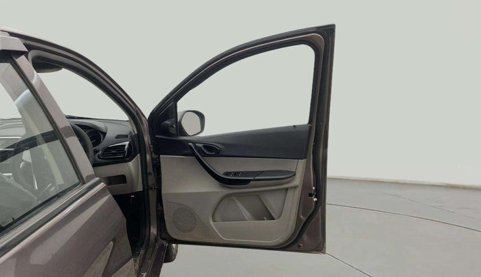2017 Tata Tiago XTA PETROL, Petrol, Automatic, 56,993 km, RHS Front Door