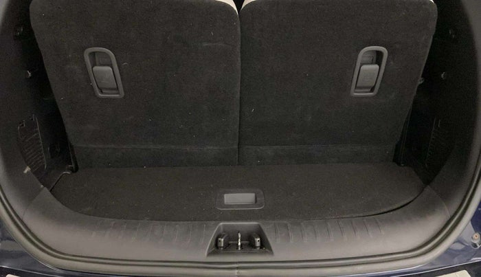 2021 Mahindra XUV700 AX 7 P MT 7 STR, Petrol, Manual, 33,713 km, Boot Open Zoomed View