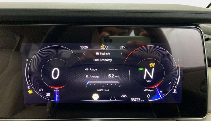 2021 Mahindra XUV700 AX 7 P MT 7 STR, Petrol, Manual, 33,713 km, Odometer Image
