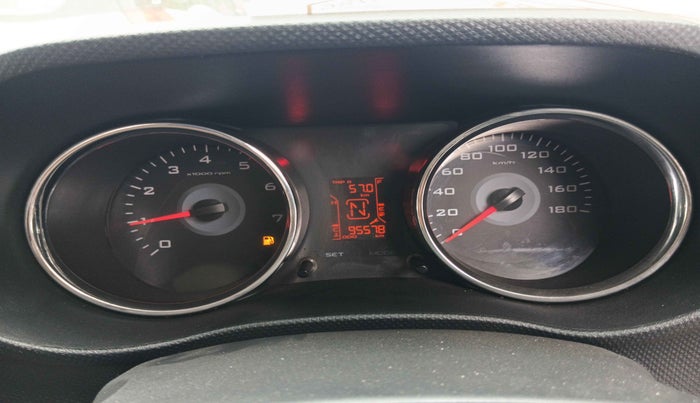 2016 Mahindra TUV300 T8, Diesel, Manual, 95,578 km, Odometer Image