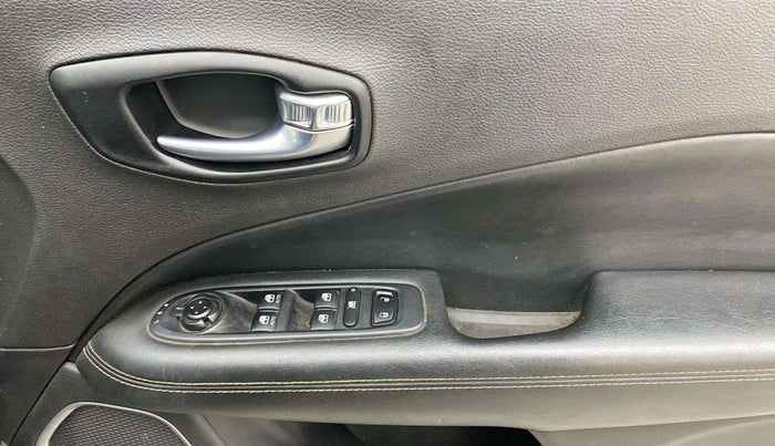 2019 Jeep Compass SPORT PLUS 2.0 DIESEL, Diesel, Manual, 84,362 km, Driver Side Door Panels Control