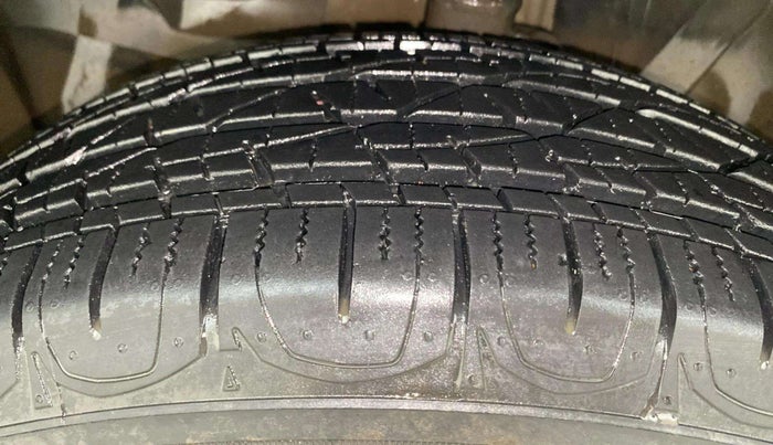 2019 Jeep Compass SPORT PLUS 2.0 DIESEL, Diesel, Manual, 84,362 km, Left Front Tyre Tread