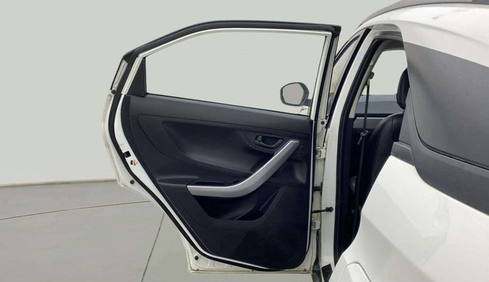 2023 Tata NEXON XMA PLUS SUNROOF DIESEL, Diesel, Automatic, 46,531 km, LHS Rear Door