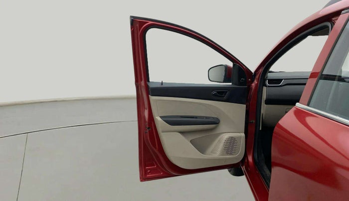 2020 Renault TRIBER RXL AMT, Petrol, Automatic, 64,390 km, LHS Front Door