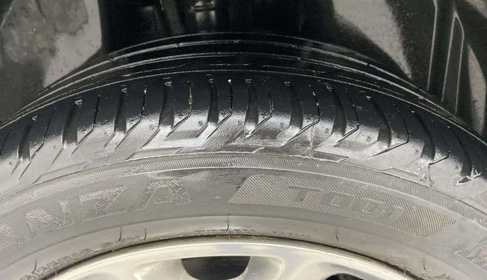 2019 Jeep Compass LIMITED PLUS PETROL AT, Petrol, Automatic, 92,438 km, Right Rear Tyre Tread