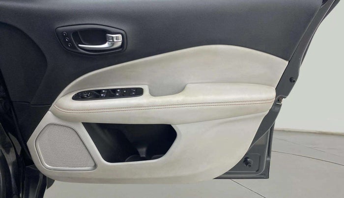 2019 Jeep Compass LIMITED PLUS PETROL AT, Petrol, Automatic, 92,438 km, Driver Side Door Panels Control
