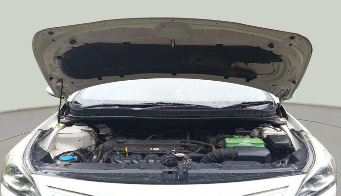 2015 Hyundai Verna FLUIDIC 1.6 VTVT SX, Petrol, Manual, 70,747 km, Open Bonet