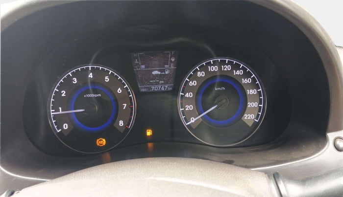 2015 Hyundai Verna FLUIDIC 1.6 VTVT SX, Petrol, Manual, 70,747 km, Odometer Image