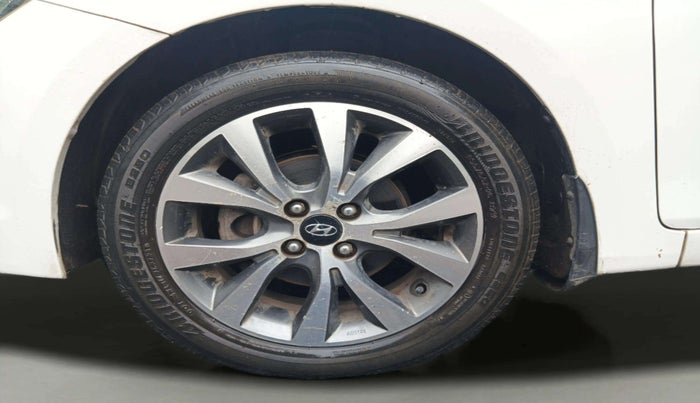 2015 Hyundai Verna FLUIDIC 1.6 VTVT SX, Petrol, Manual, 70,747 km, Left Front Wheel