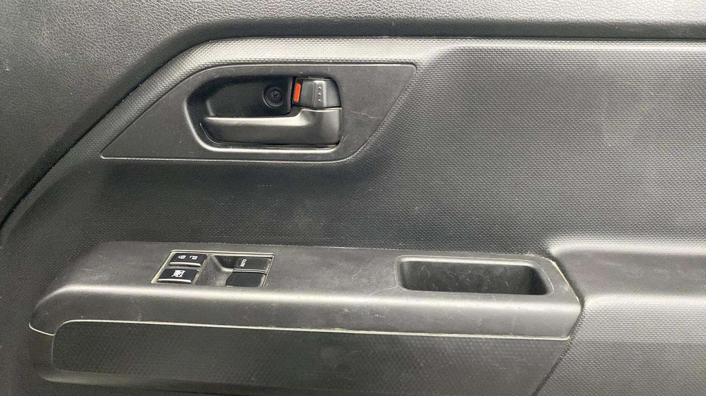 2023 Maruti New Wagon-R LXI 1.0, Petrol, Manual, 45,066 km, Driver Side Door Panels Control