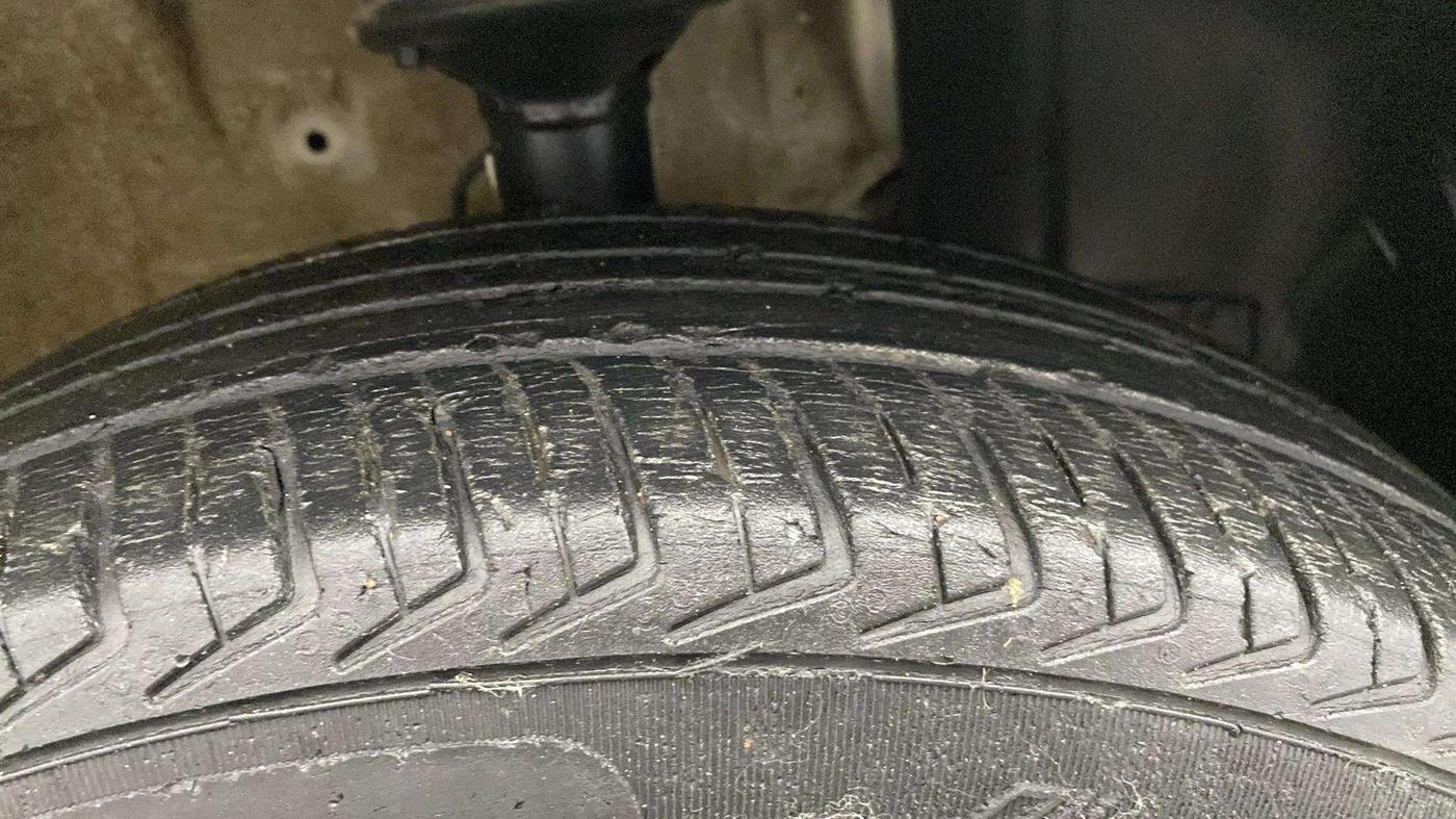 2023 Maruti New Wagon-R LXI 1.0, Petrol, Manual, 45,066 km, Right Front Tyre Tread